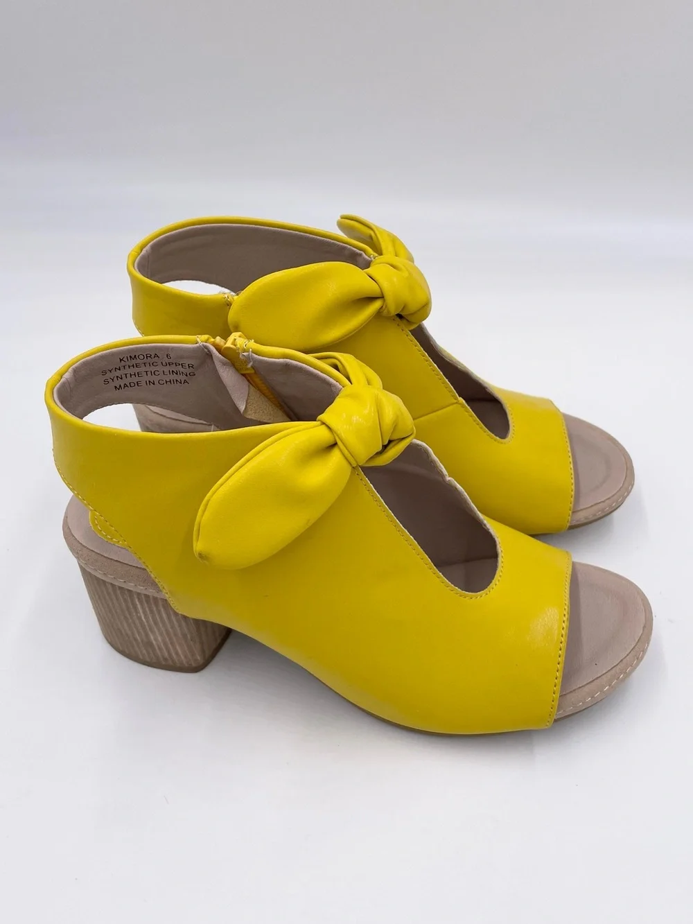 NEW Good Choice Kimora Sandal Heels Size 6 Bright Yellow Faux Leather Bow Detail
